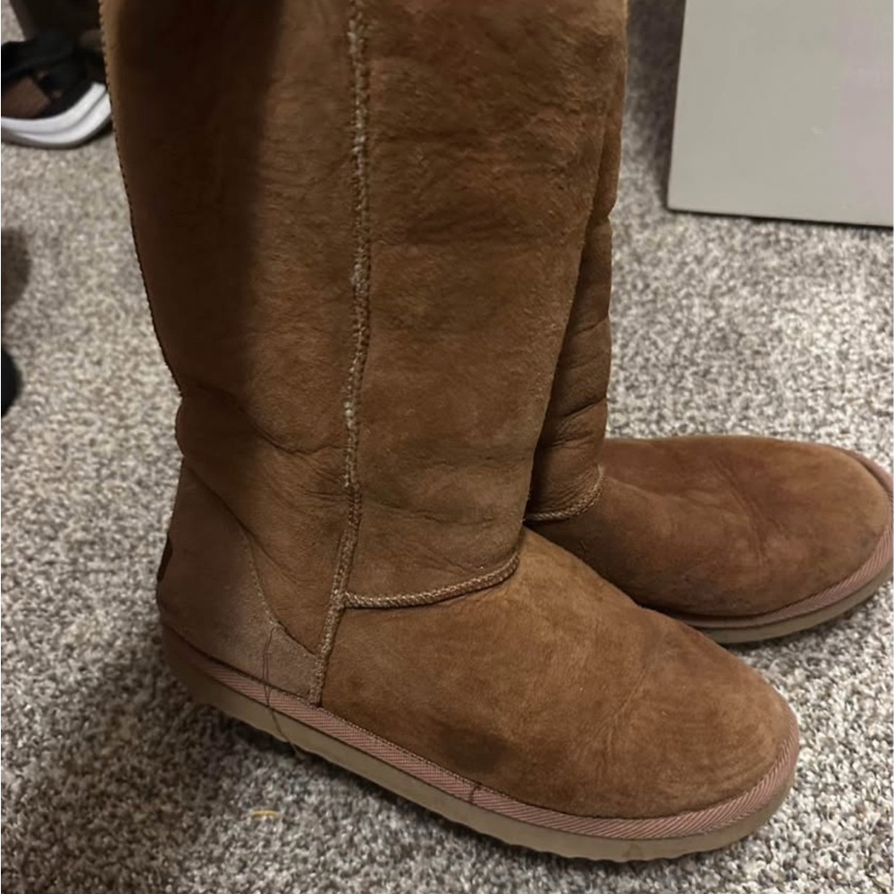 UGG Classic Brown Suede Boots - Picture 1 of 3